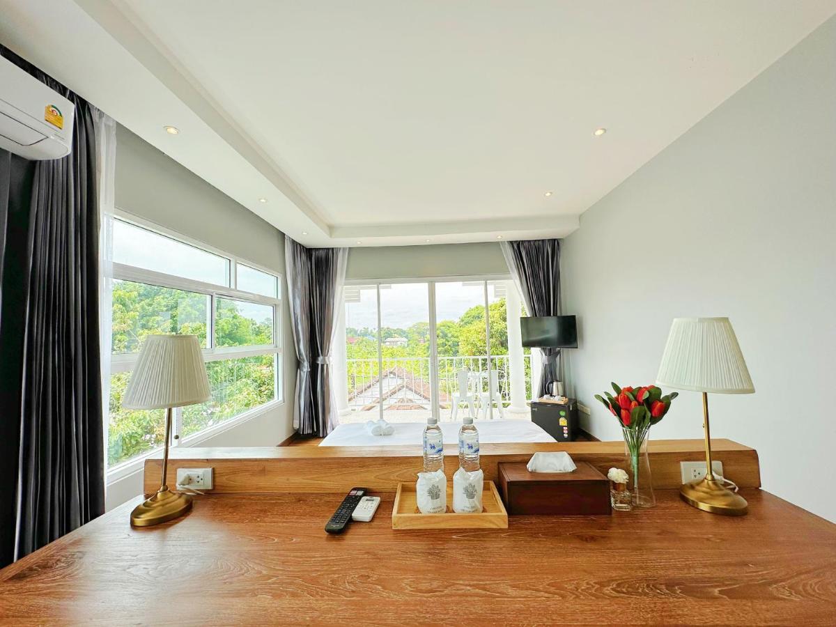 Hostel The White House Rachamankha เดอะ ไวท์เฮ้าส์ ราชมรรคา Chiang Mai Exterior foto
