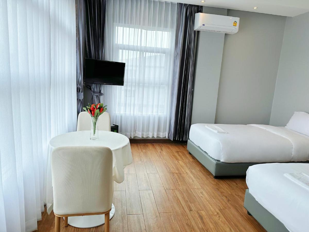 Hostel The White House Rachamankha เดอะ ไวท์เฮ้าส์ ราชมรรคา Chiang Mai Exterior foto